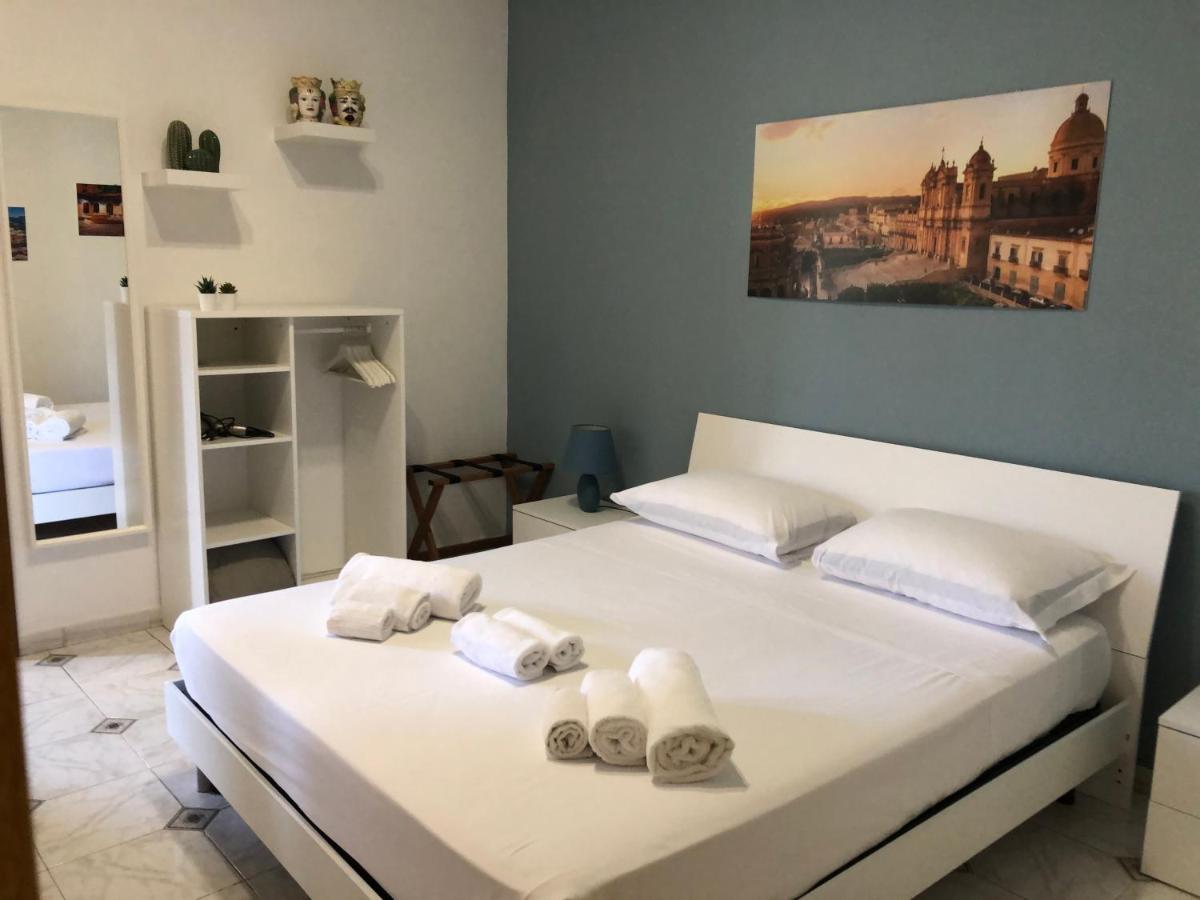 La Madonnina Bed & Breakfast Noto Exterior photo